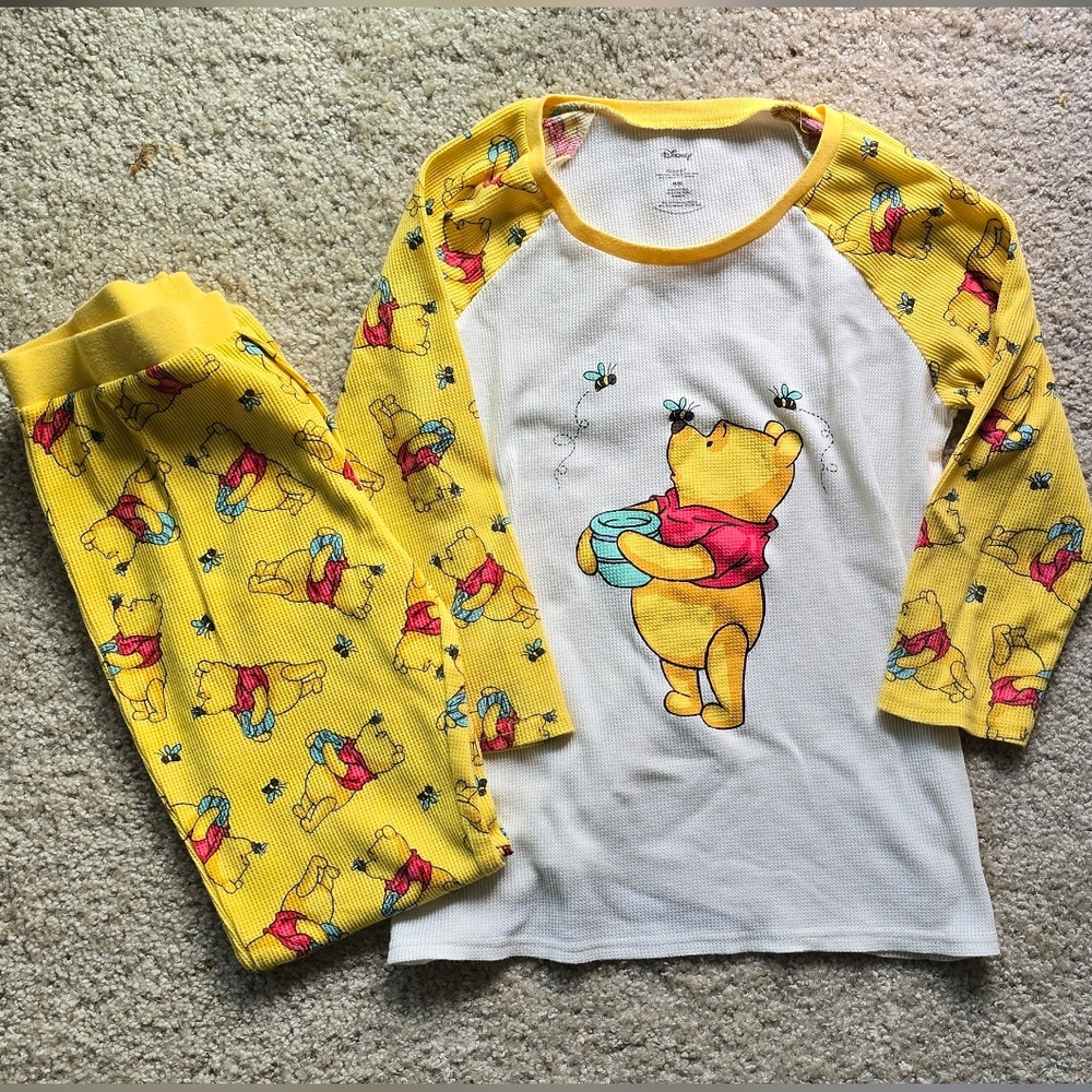 Disney Yellow & White Winnie the Pooh Pajama Set